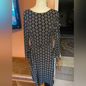 Banana Republic Black and White Geometric Long Sleeve Dress